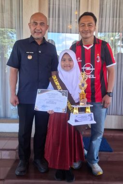 Aiko Lucrecia Diaenda, Siswi SDN 81/II Dengan Segudang Prestasi